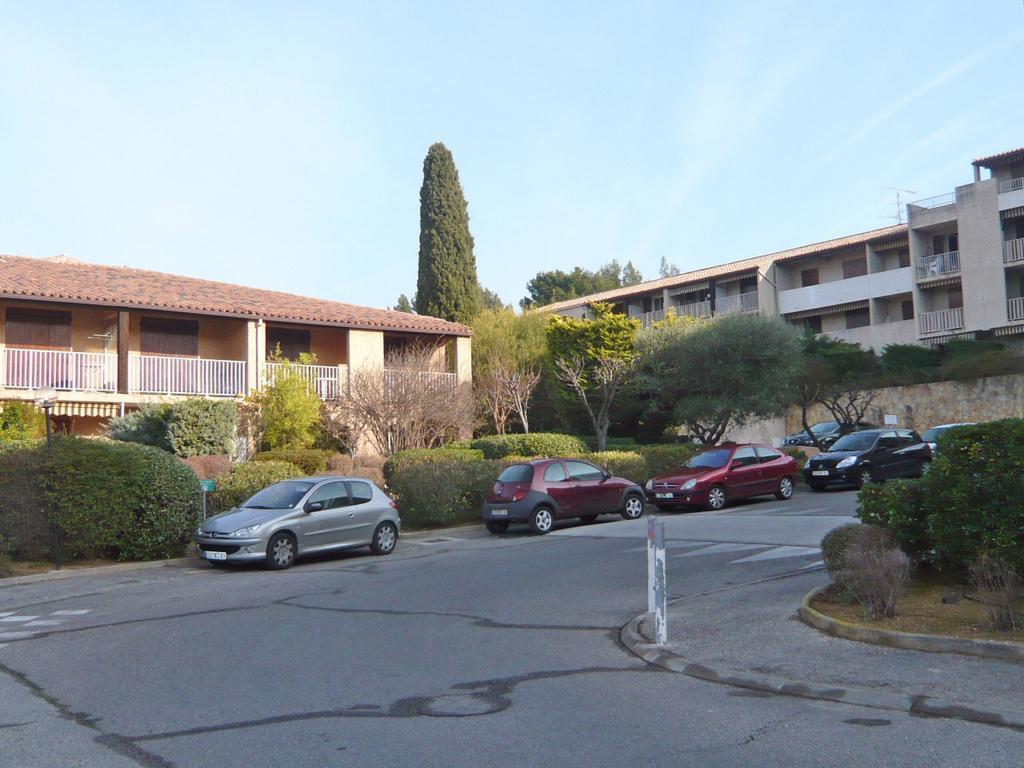 Apartment Les Aigues Marines-12 By Interhome Ла-Мадраг Екстер'єр фото